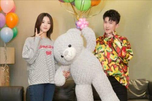 吃瓜娱乐背景图片,揭秘娱乐圈幕后趣闻